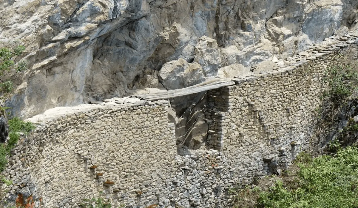 Machu Picchu Circuit 1 or 2 with Inca bridge